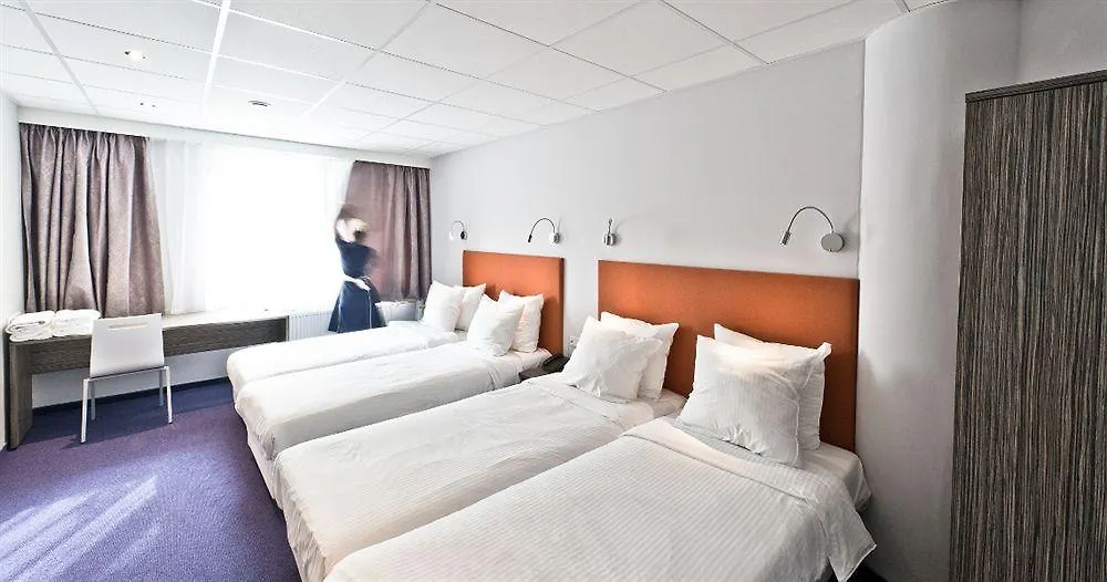 Court Garden Hotel - Ecodesigned Haag 4*,
